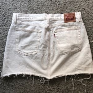 Levi’s white denim mini skirt